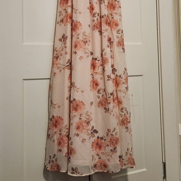 Floral Chiffon Dress - Picture 7 of 8